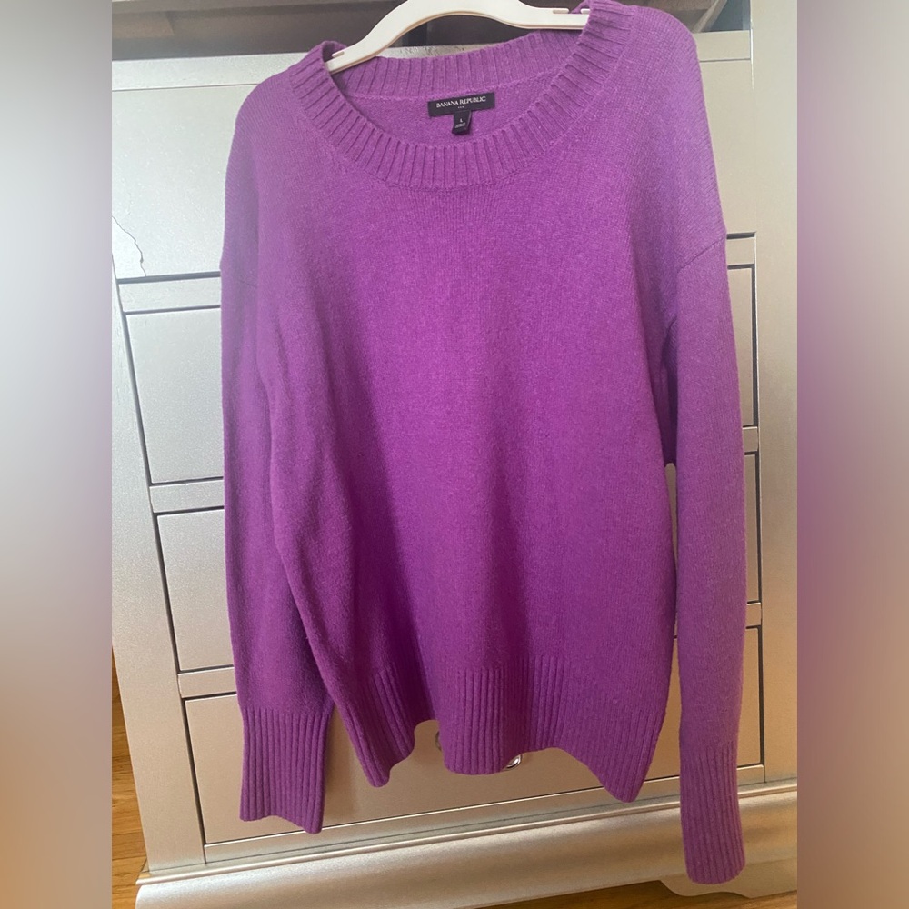 Banana Republic Sweater Size Large